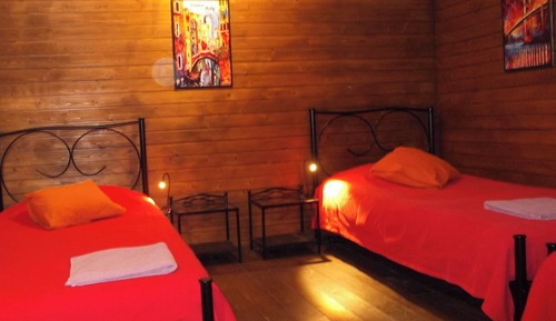 Dormitorio compartido básico, solo para hombres