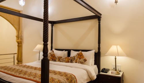 Maharaja Suite