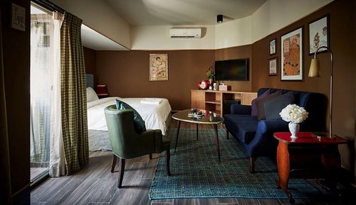 Josh Room