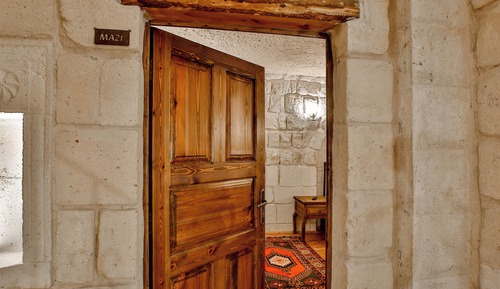 Mazi Family With Jacuzzi Room