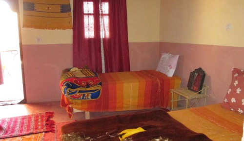 Habitación con 2 camas individuales