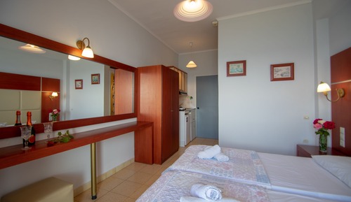 Standard double or Twin studio, sea view