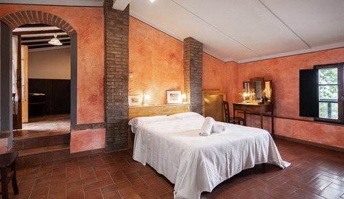 Casa de campo superior, 1 cama de matrimonio, frigorífico, en la zona del jardín