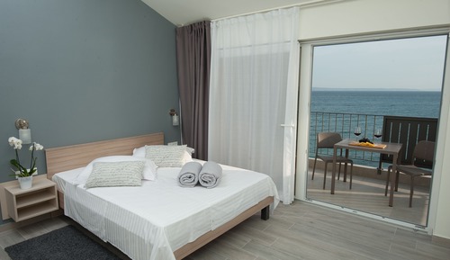 Apartamento superior, vistas al mar (M13)