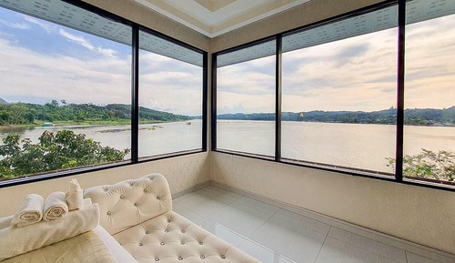 Panorama Suite
