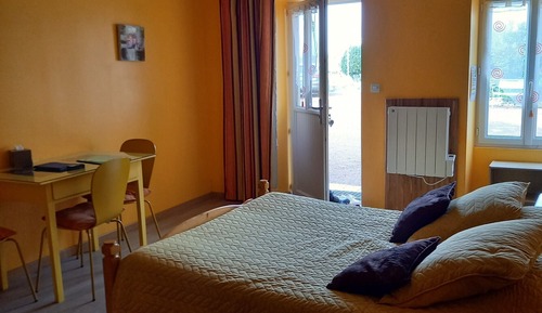 Habitación cuádruple clásica, baño privado (Coteaux du Layon)