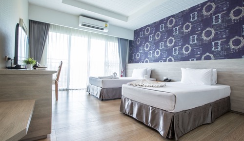 Grand Deluxe Room 