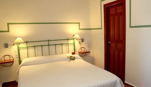 Habitación estándar con 1 cama doble o 2 individuales, 1 habitación, acceso a la piscina
