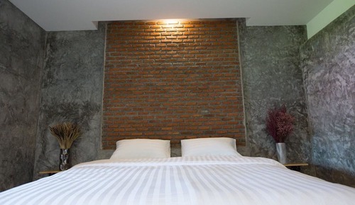 Deluxe Room with Balcony
