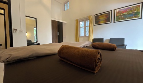 Villa familiar, 2 habitaciones, vistas a la piscina