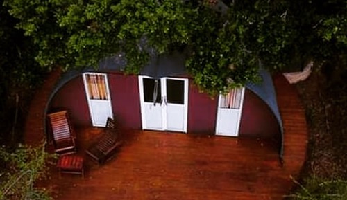 Tienda de lujo, 1 cama de matrimonio grande, vistas al parque