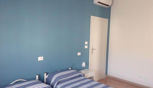 Habitación estándar con 1 cama doble o 2 individuales