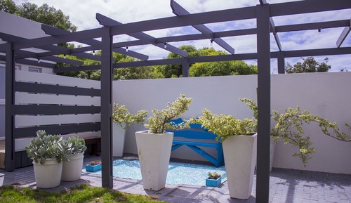 Estudio clásico, 1 habitación, terraza, en la zona del jardín