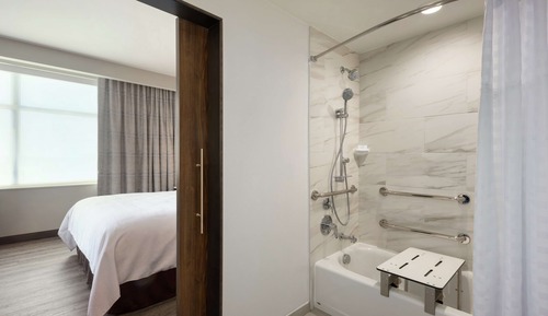 Suite, 1 cama de matrimonio grande, accesible para personas con discapacidad, bañera (2 Room)