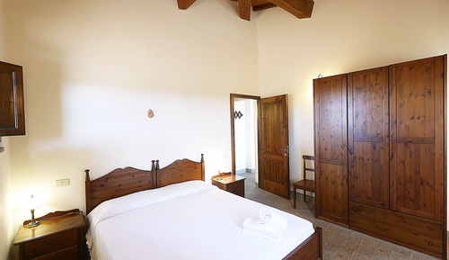 Apartamento, 1 habitación, en una planta alta