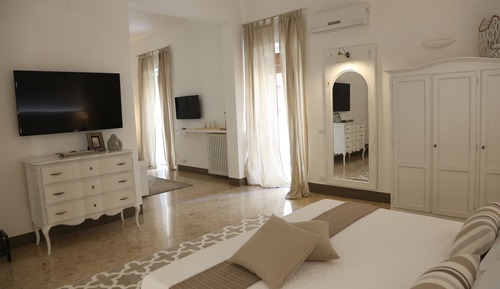Habitación familiar, balcón