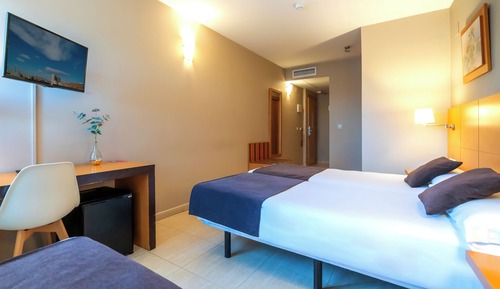 Habitación doble, 3 camas individuales