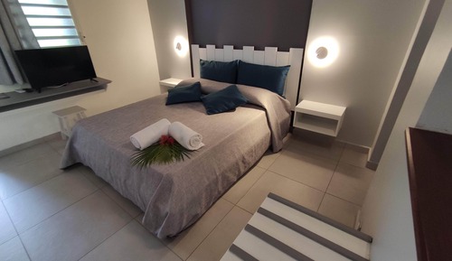 Estudio familiar, cocina básica (40 m2)