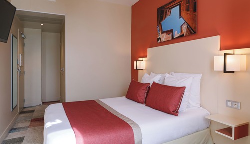 Habitación Confort con 1 cama doble o 2 individuales