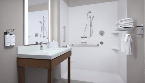 Suite estudio, 2 camas de matrimonio (Communications, Accessible Shower)