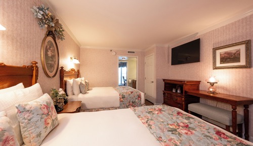 Suite, vistas parciales al mar