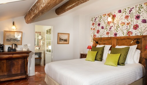 Habitación doble (Character main house)