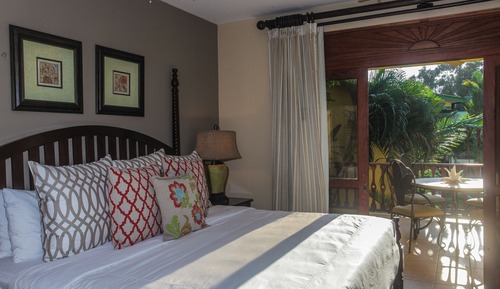 Apartamento Deluxe, 2 habitaciones, vistas a la piscina