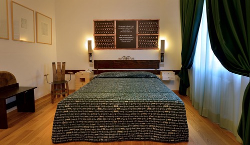 Habitación estándar con 1 cama doble o 2 individuales