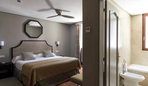 Habitación estándar con 2 camas individuales