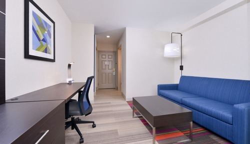Habitación, varias camas
