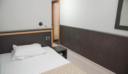 Habitación triple económica