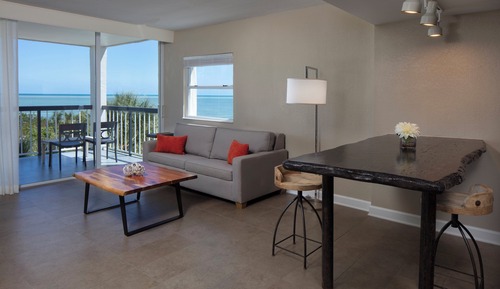 Suite, 1 King Bed with Sofa bed, Ocean View, Oceanfront