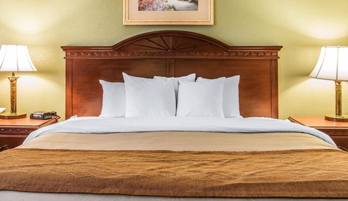 Habitación estándar, 1 cama de matrimonio grande con sofá cama