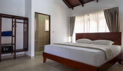 Superior One Bedroom