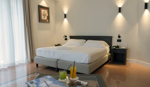 Habitación Deluxe, 1 cama de matrimonio grande, balcón