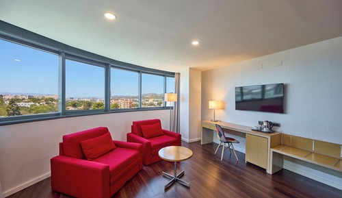 Habitación ejecutiva, 1 cama de matrimonio grande, vistas a la ciudad (Deluxe)