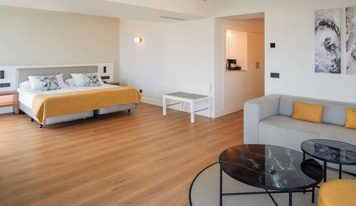 Suite, vistas al mar (2 adultos + 1 niño)