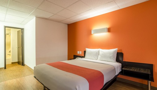 Habitación estándar, 1 cama de matrimonio grande, accesible para personas con discapacidad