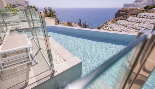 Habitación Grand, acceso a la piscina (2 Adults and 1 Child)