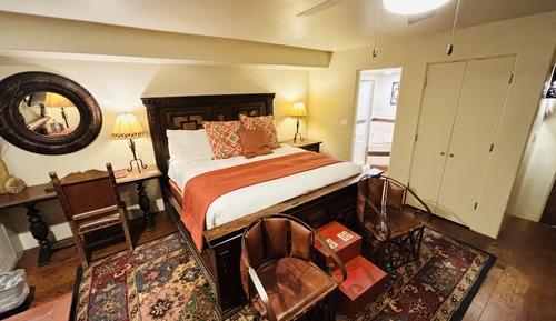Habitación estándar, 1 cama de matrimonio grande (Sacred Feather)