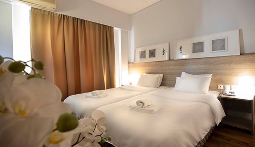 Habitación con 1 cama doble o 2 individuales