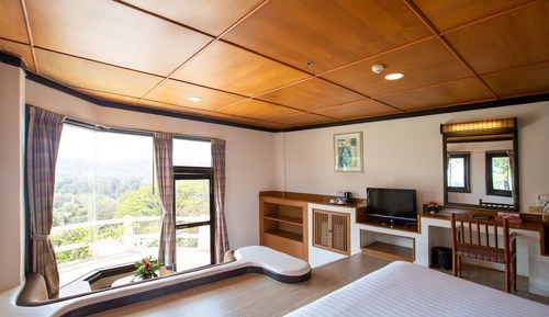 Habitación superior, vistas al jardín