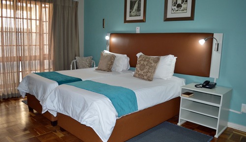Habitación estándar con 2 camas individuales