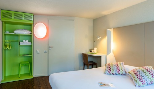 Next Generation, Habitación, 1 cama doble