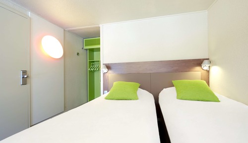 Next Generation, Habitación junior, 2 camas individuales