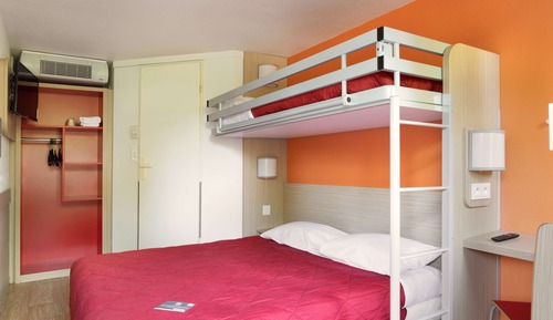 Habitación estándar, varias camas (1 Double and 1 Single bed)