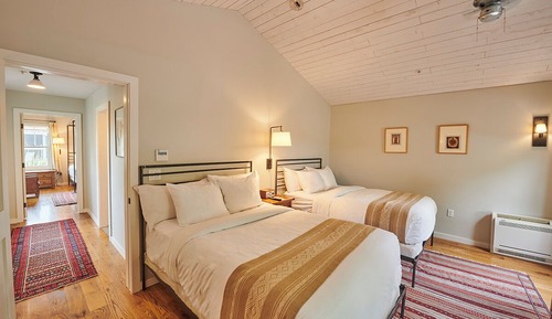 Habitación superior, varias camas