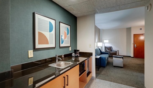Suite, 2 camas de matrimonio, frigorífico y microondas (2 Rooms, Sofabed)