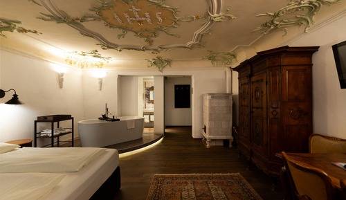 Suite junior (with Hot Tub)