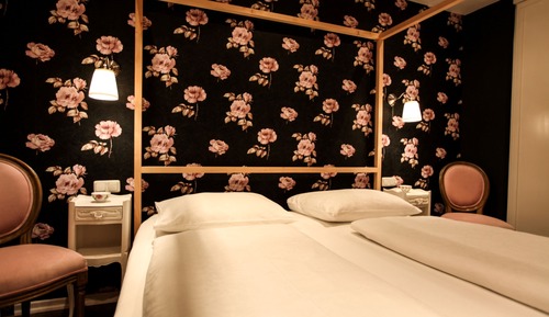 Suite junior (with Bed- and Living Area)